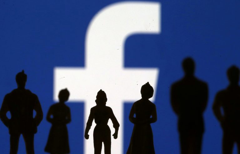 Facebook表示禁止仇恨言论，但还有更多的要做