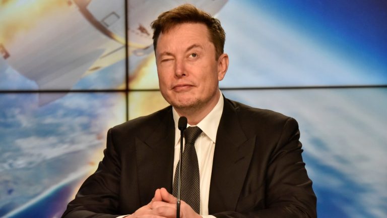 Twitteratis Hail Hail Elon Musk的'购买Tesla使用比特币的公告