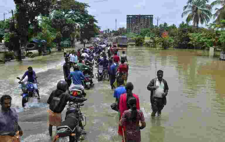 阿拉伯联合酋长国表示，它从未向喀拉拉邦洪水提供援助