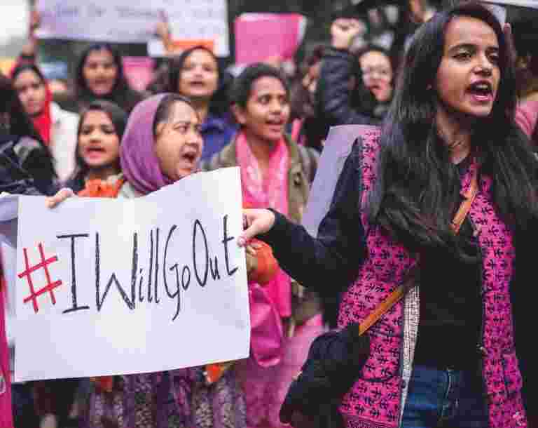 这些年轻的#instafeminists正在为印度女性创造一个在线空间来说话