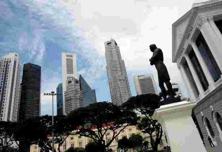 新加坡的第四季度增长稳定，但贸易战争的影子