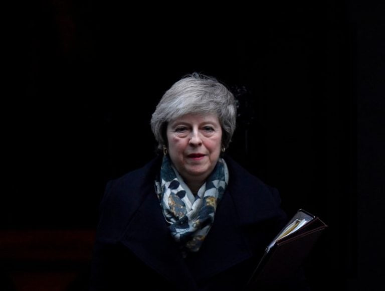 英国PM在Brexit程序中遭受议会失败