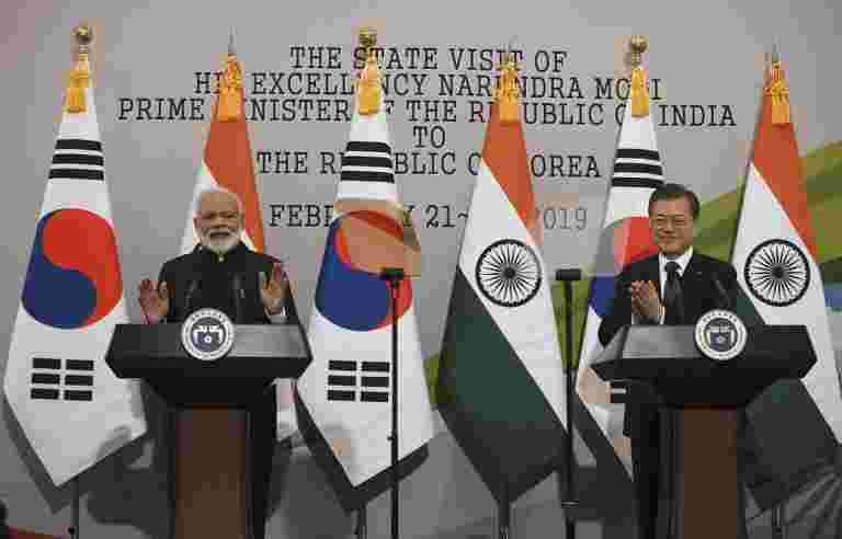 印度，韩国在贸易，投资，安全的关键领域担任谅解备忘录