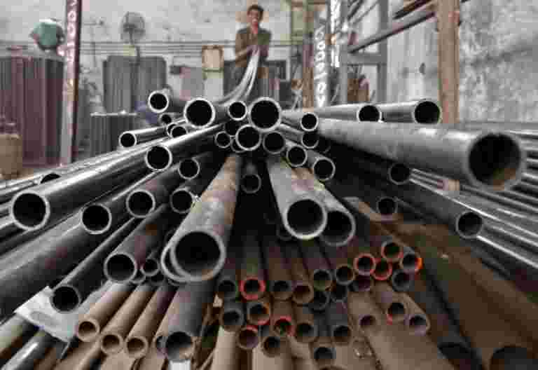 全球钢铁机构表示，印度在2月份生产8.74吨粗钢钢铁