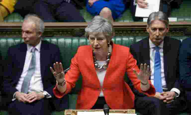 选民设为惩罚英国PM Theresa可能会在Brexit延迟的保守派
