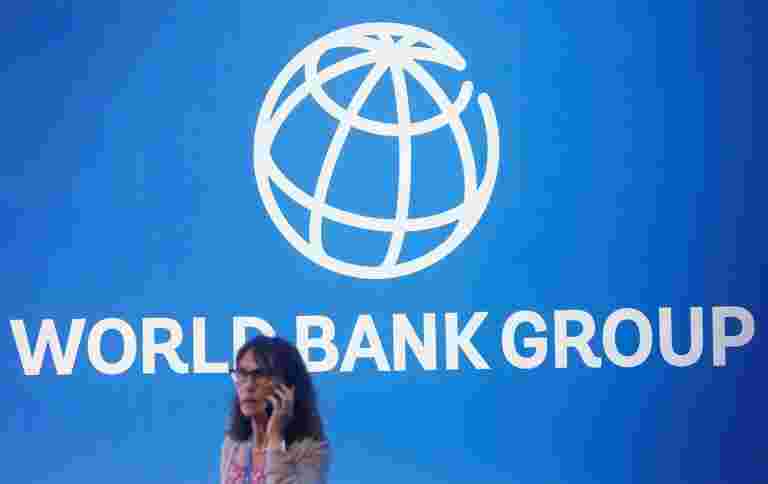 世界银行院长要求印度改革金融部门以援助增长