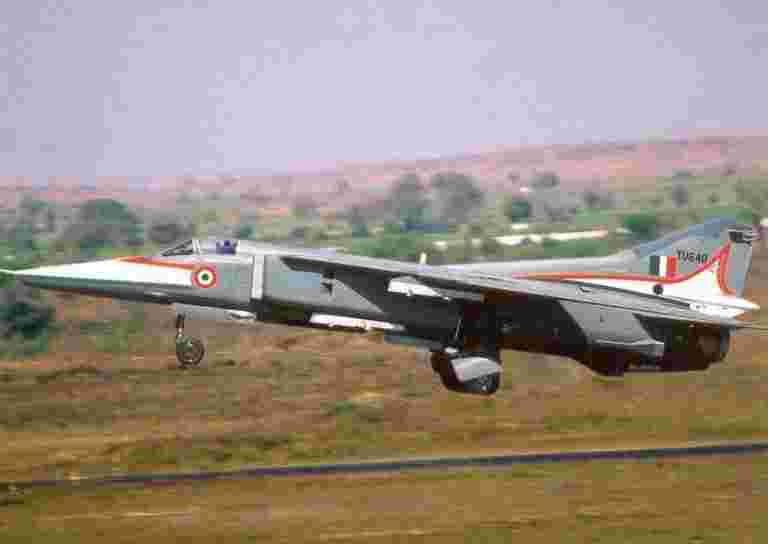 IAF在12月27日在最后一次MIG-27中队停职