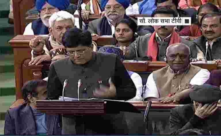 2018  -  19年的印度进入印度的总额总额增加：Piyush Goyal to Lok Sabha