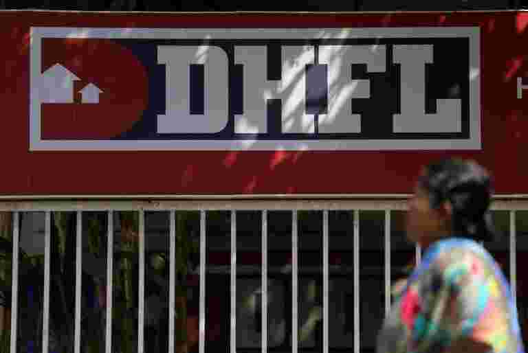 报告称，债务共同基金的债务在DHFL的付款违约之中在1天内推出50％