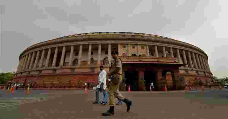 议会季风会议：今天在Lok Sabha介绍税务修订条例草案